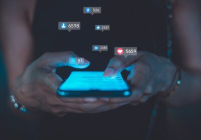 smartphone, screen, advertising, scrolling, post, optimization, contact, influencers, connection, communication, app, using, ad, viral video, like, touch, market, search engine optimization, phone,